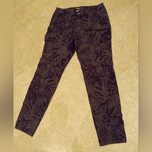 Style and Co curvy Tummy Control Jeans 10 black pattern skinny leg